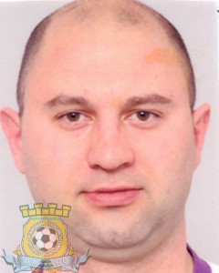 Николов